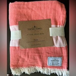 Jilly Box x Tofino Towel throw